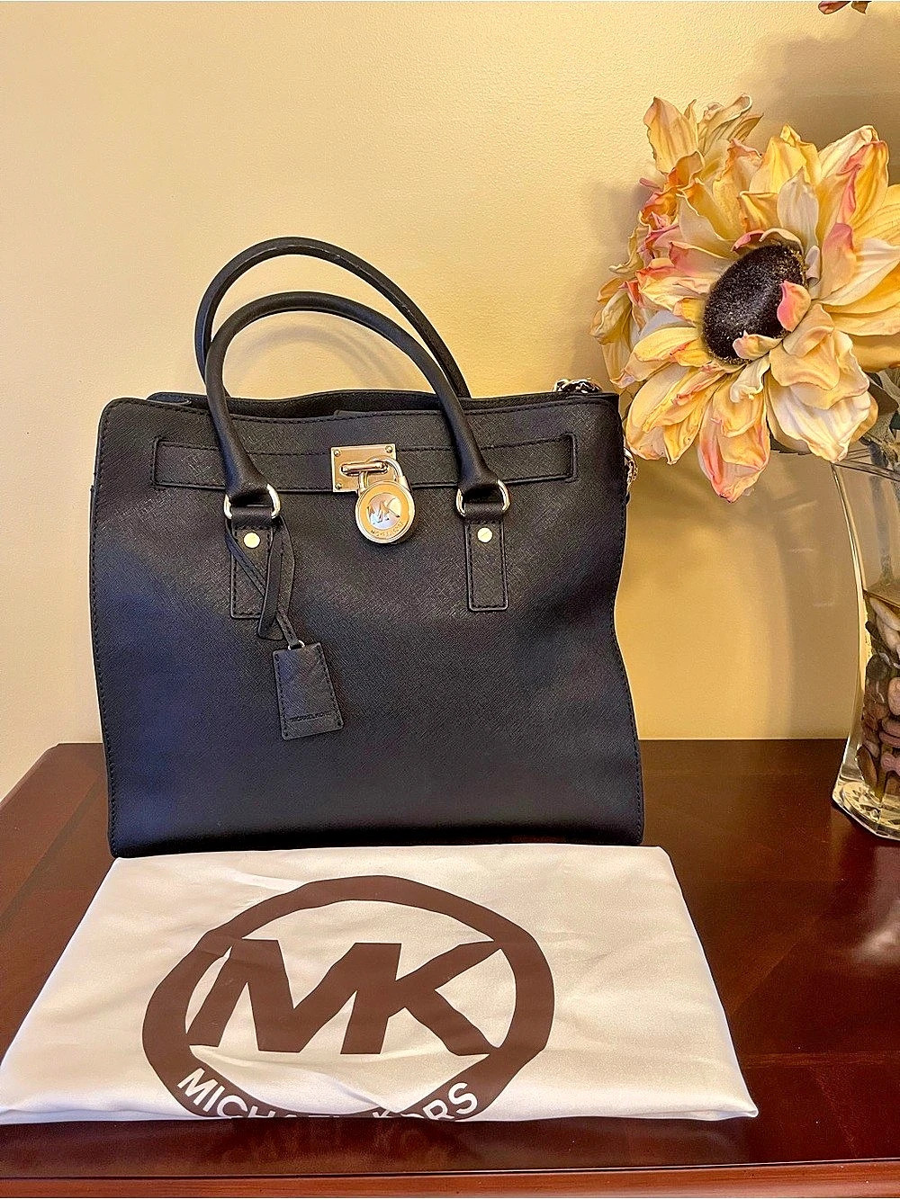 Michael Kors Hamilton Saffiano Leather Large Satchel Black